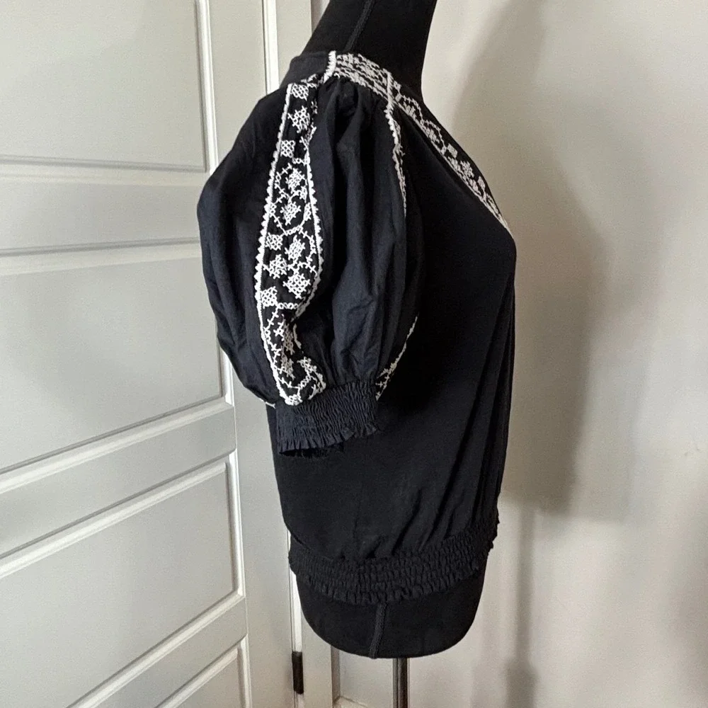 Anthropologie Embroidered Puff Sleeve V-Neck Smocked Top Black White Large